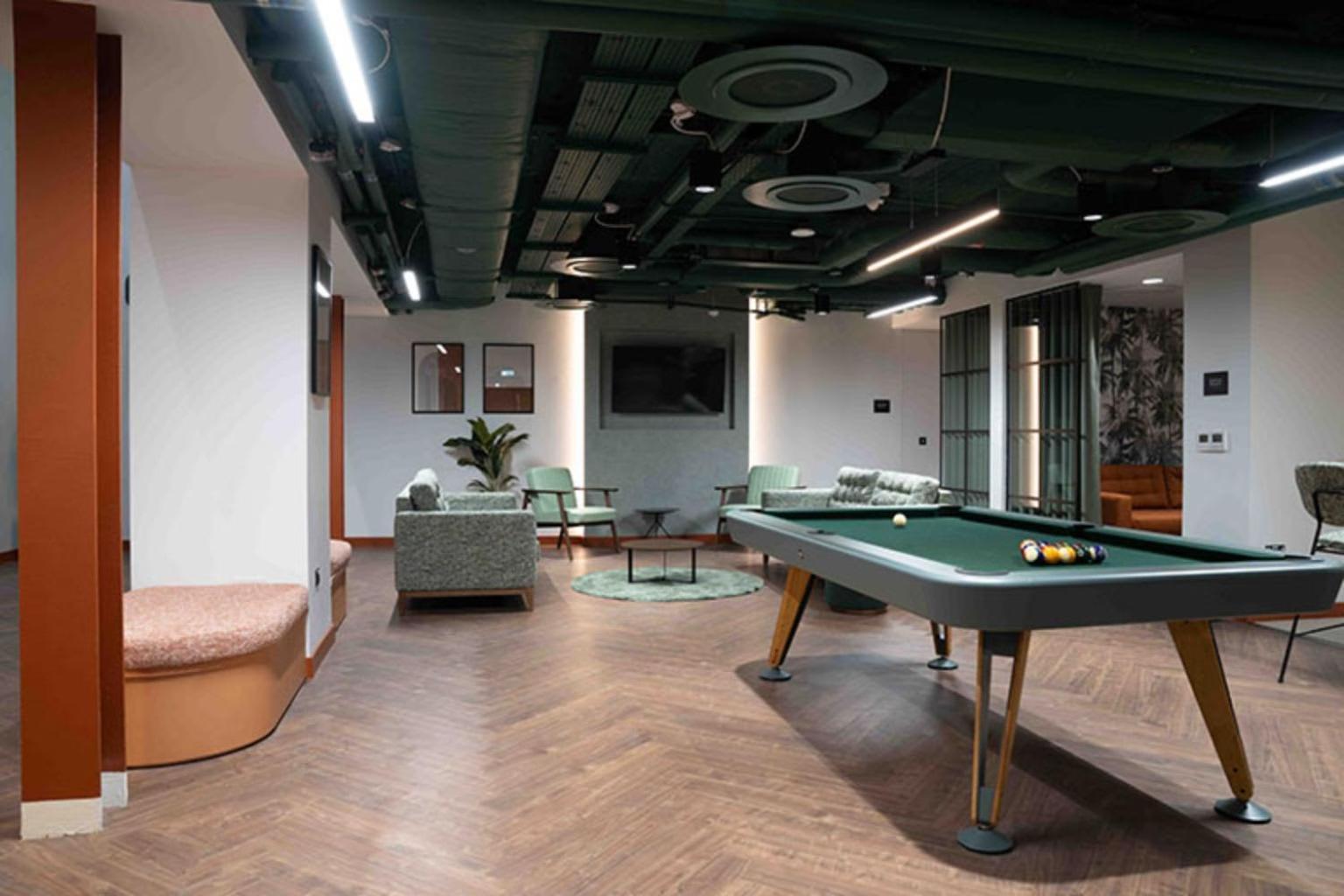Apartment Arasian P&v In